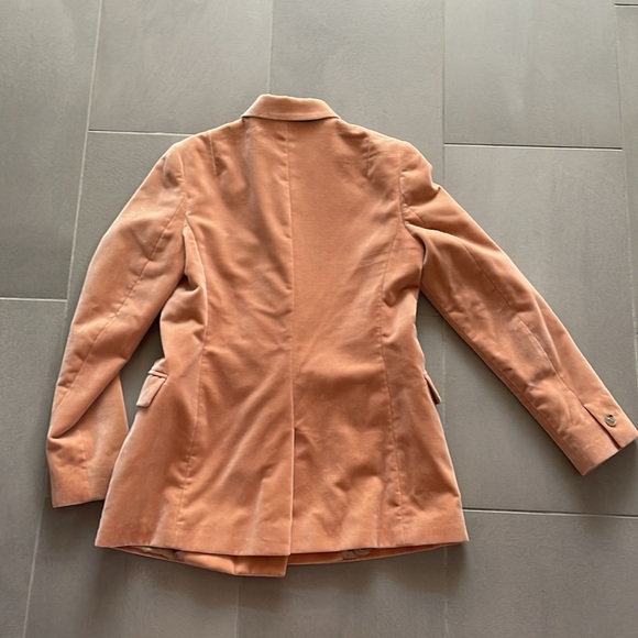 Reiss Aubrie double breasted velvet jacket/blazer, in peach/pink color - Picture 10 of 17
